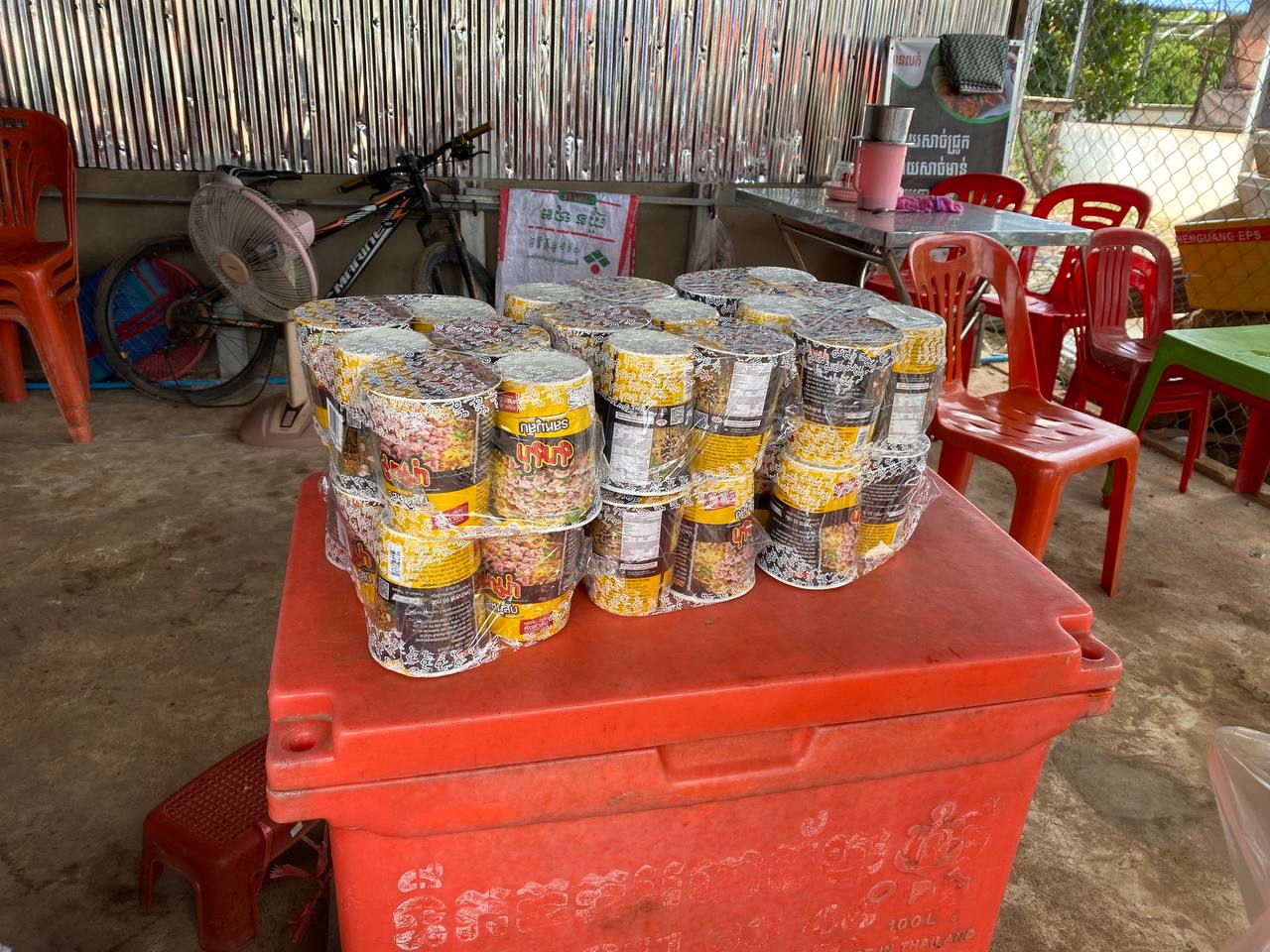 MAMA THAI PRESIDENT FOOD IN CAMBODIA WITH THE BEST DISTRIBUTOR IN CAMBODIA